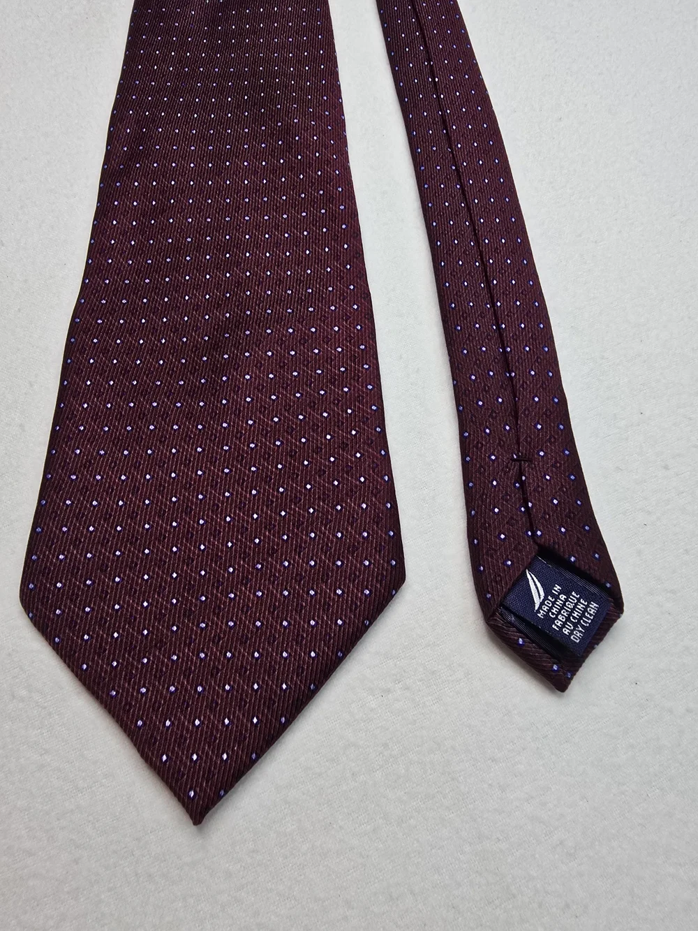 Nautica 100% Silk Men's Neck Tie Burgundy Blue Micro Dot Classic Business